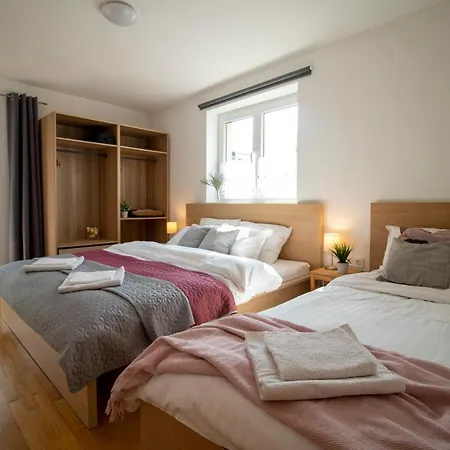 Apartma Pod Bregom *